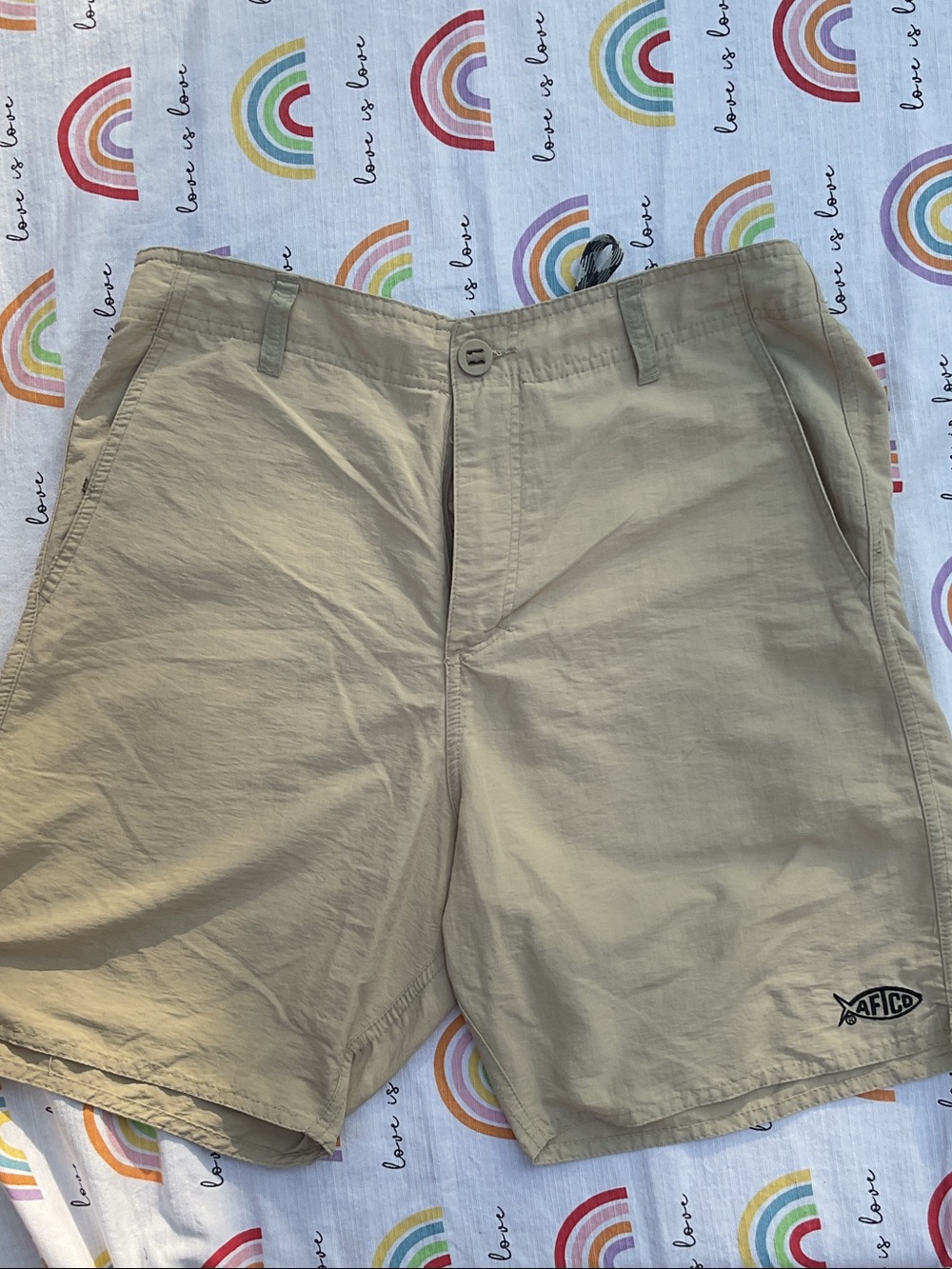 AFTCO Men’s Khaki Flat-Front Casual Shorts